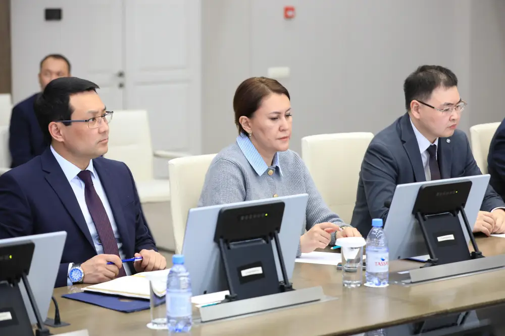 Обсуждены вопросы профилактики правонарушений под председательством главы региона (8)