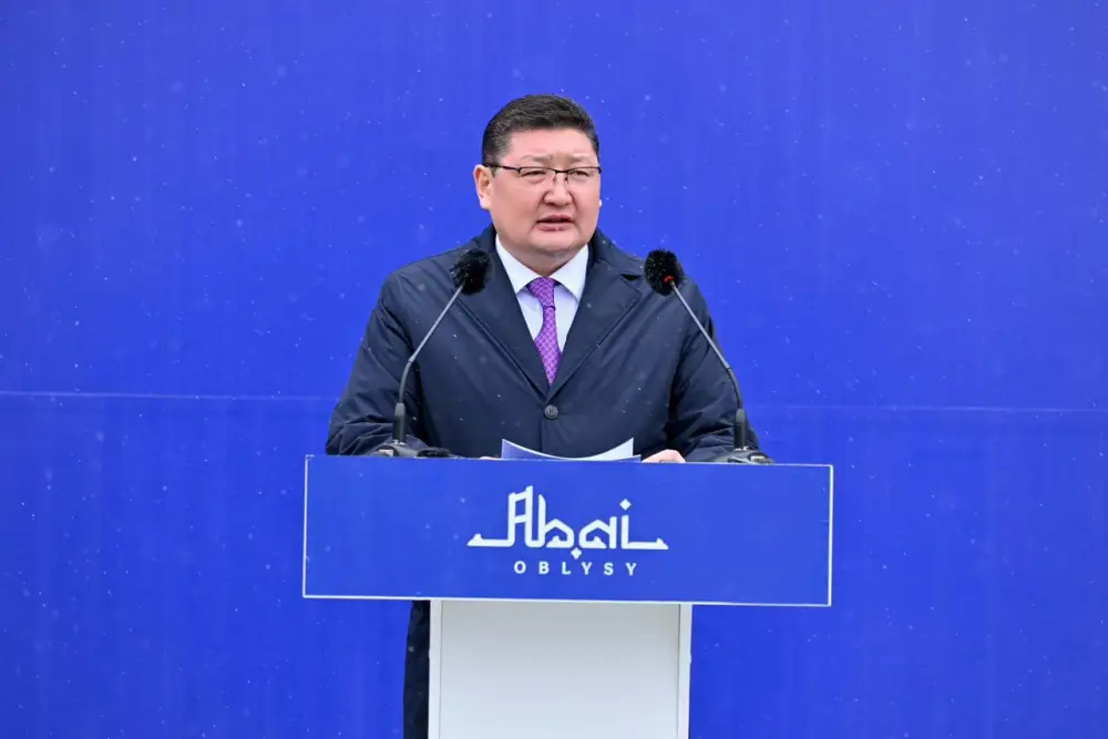 «Абайға құрмет»: в Семее заложили фундамент нового спортивного комплекса (7)