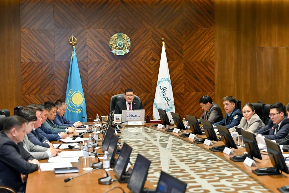 Аким области Абай и секретарь Тарбагатайского округа обсудили ключевые проекты для укрепления сотрудничества Астане