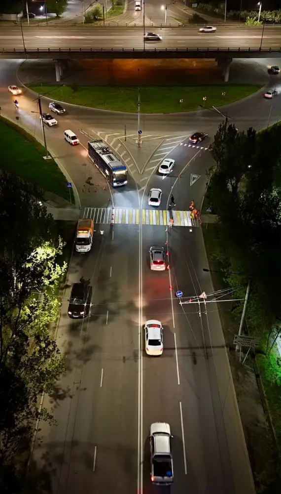 В Алматы более 2 тыс. пешеходных переходов обновят в текущем году (2)