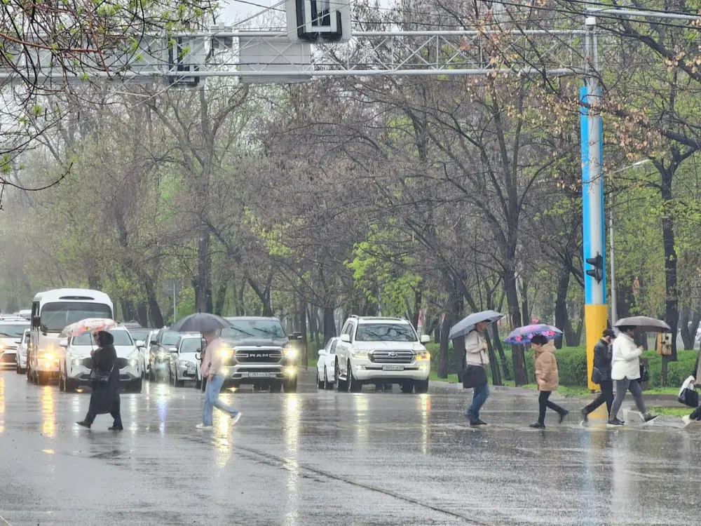 Коммунальные службы Алматы повышают готовность для предотвращения последствий осадков Астане