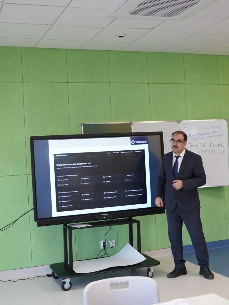 Директора школ «Келешек мектептері» разработали дорожные карты по внедрению STEM образования (2)