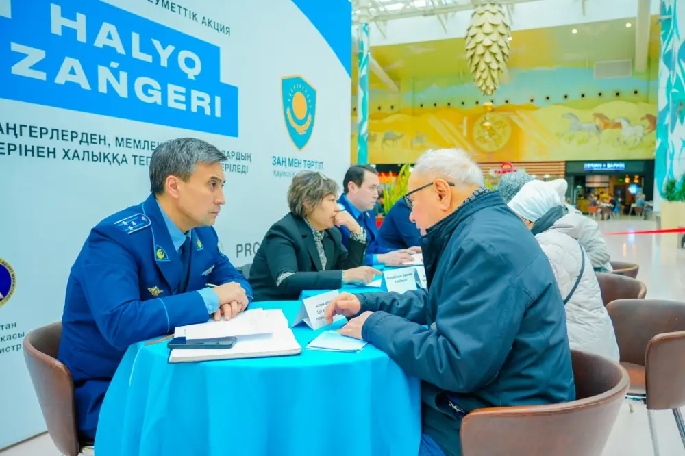 «Народный юрист»: жителям Астаны оказали бесплатную юридическую помощь (7)