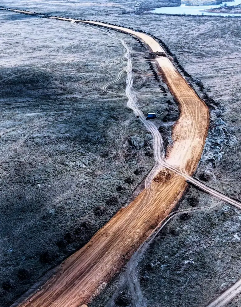 Дорога к Волчьему водопаду в Актобе Астане
