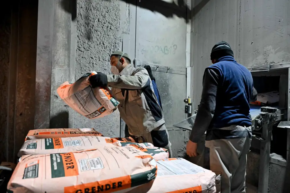 Аким области посетил предприятия в Семее (8)