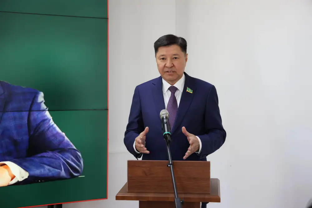 Актуальные подходы к успеху юристов: лекция Жакипа Асанова в Академии правосудия Астане