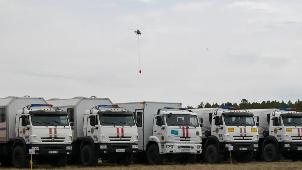 В области Абай проведены учения по тушению условного лесного пожара с применением современных технологий (9)