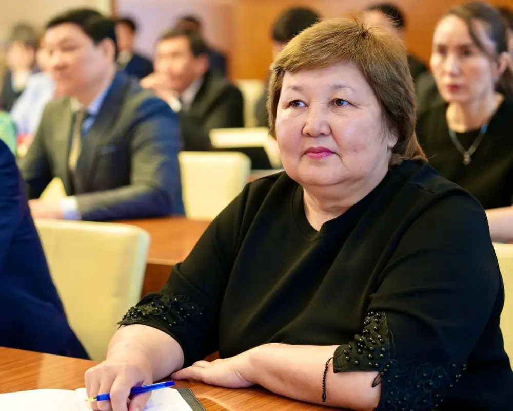 В акимате ВКО проверили ход выполнения поручений руководителей страны и области (8)