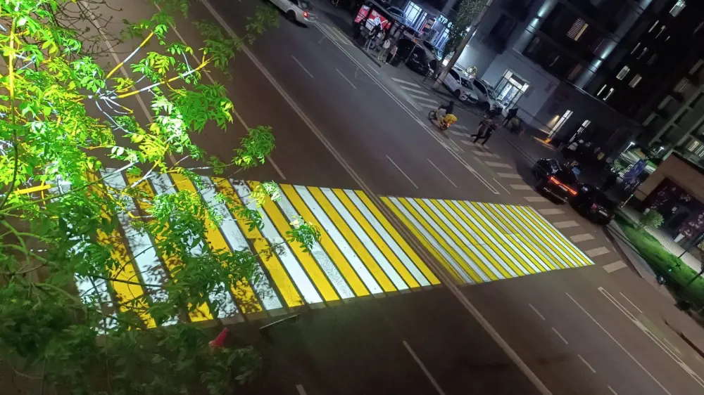 Свет в темноте: Алматы освещает пешеходные переходы! Астане