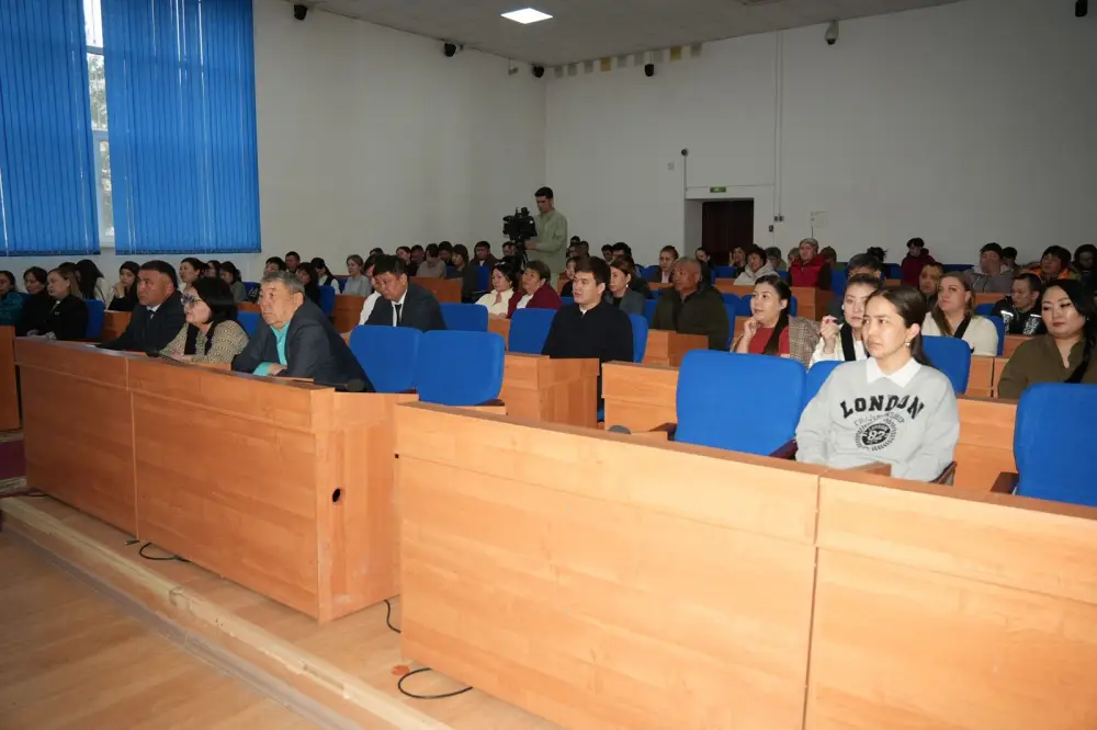 «Таза Қазақстан»: молодежь Уланского района поддерживает экологическую чистоту (5)