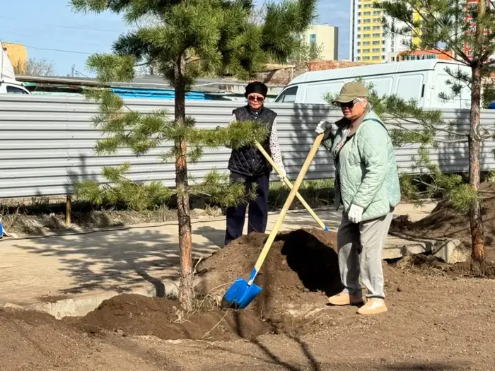 Астана: акция по озеленению и благоустройству Астане