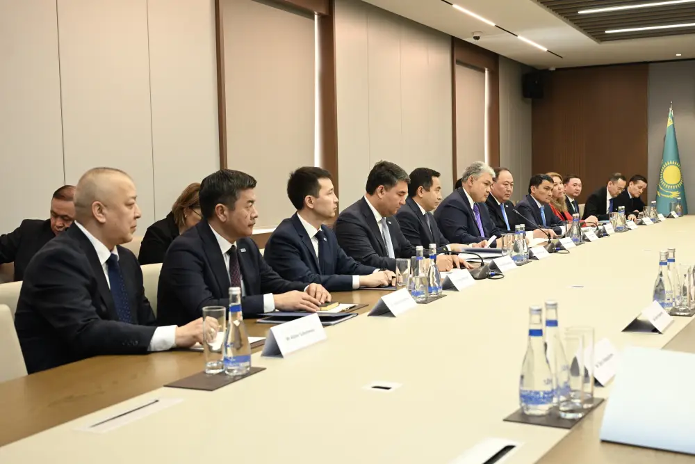 Казахстан и Азербайджан выходят на новый уровень стратегического партнерства (2)