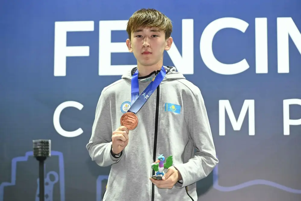 Алматинец завоевал бронзу на чемпионате мира по фехтованию Астане