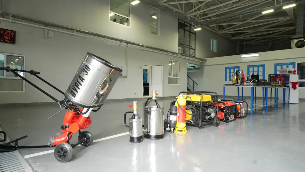 Глава МЧС открыл новую пожарную часть в городе Сатпаев (9)