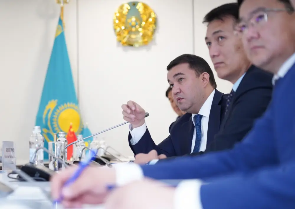 В Туркестанской области начинается строительство солнечной электростанции мощностью 300 МВт, что способствует развитию зеленой энергетики в стране. Астане