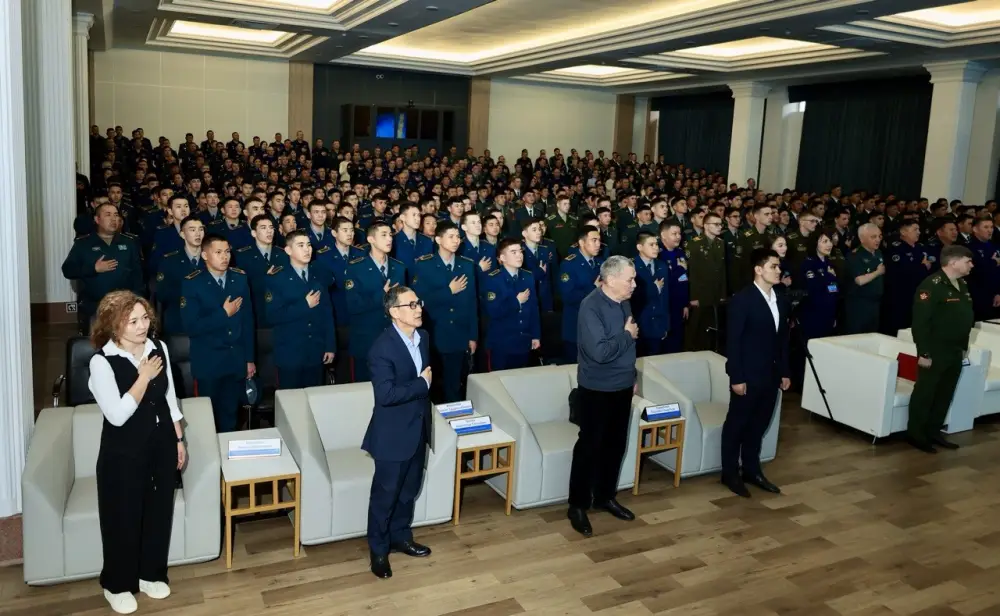 В Алматы стартовала Х Международная олимпиада по математике среди курсантов стран СНГ (6)