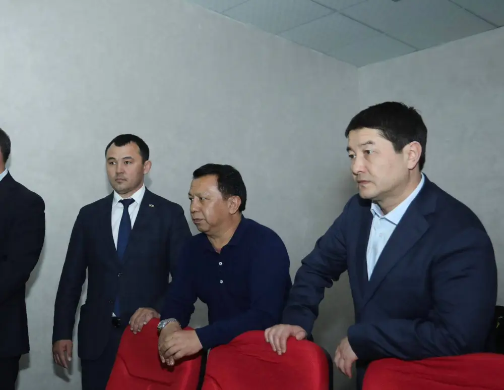 Сборная Казахстана по футзалу уверенно одержала две победы над Азербайджаном в Актау (2)