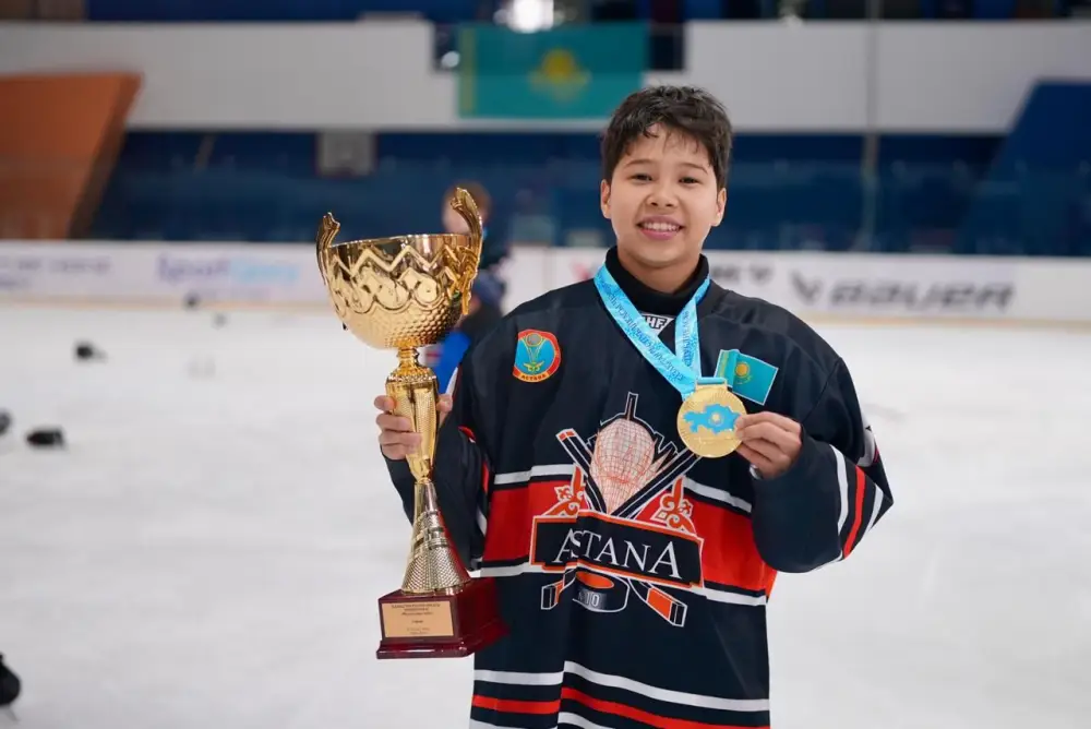 Юные хоккеисты Астаны выиграли чемпионат Казахстана (8)