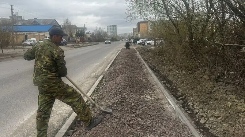 В Караганде строят велодорожку к дачным массивам (2)