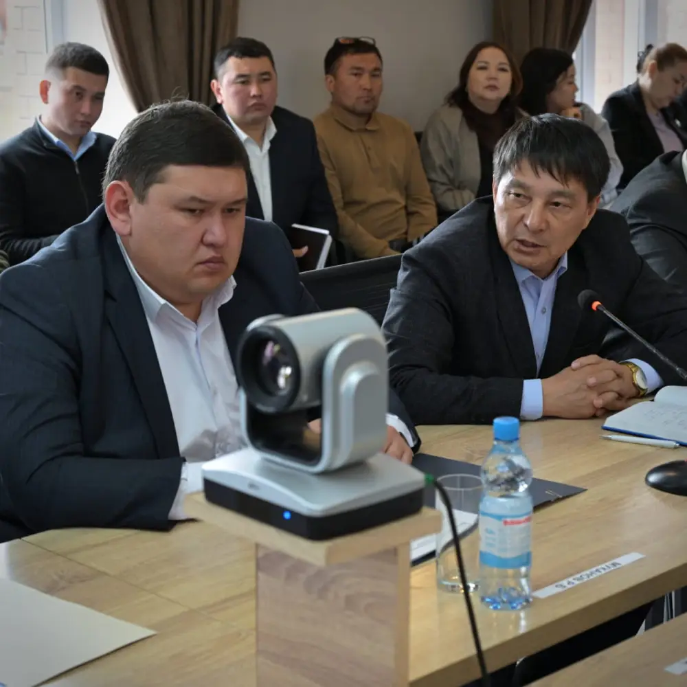 В Баянауле аким области Асаин Байханов провел выездное совещание по подготовке к летнему туристическому сезону (2)