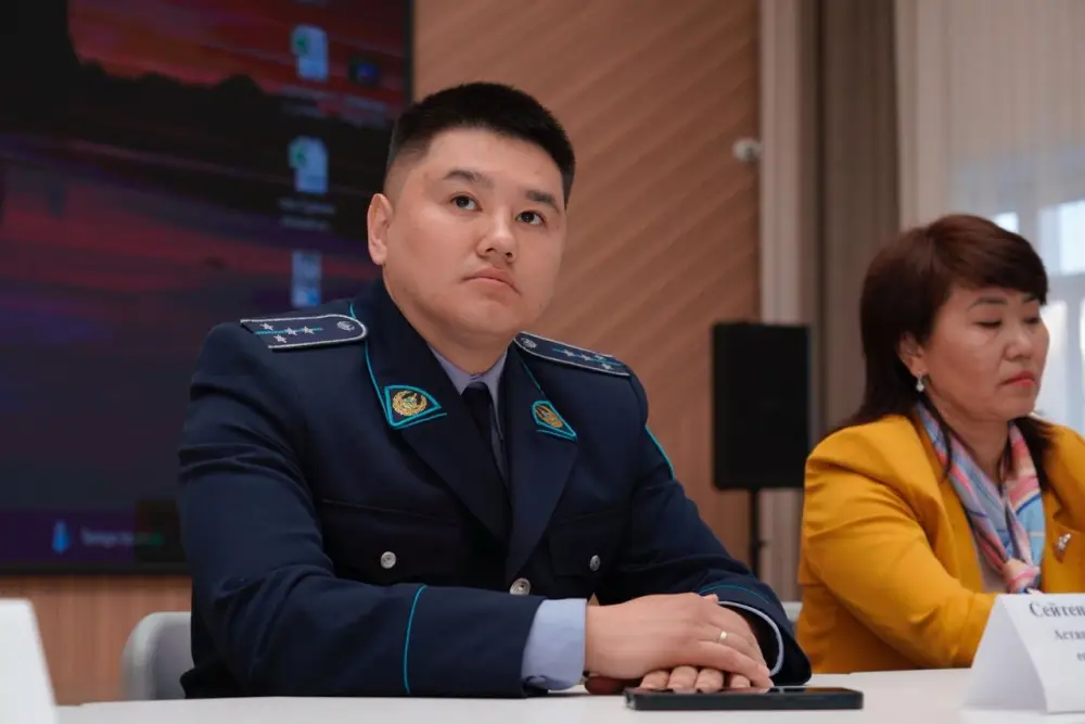 Финансовое мошенничество и его последствия: школьники Астаны обсуждают уроки короткометражного фильма Астане