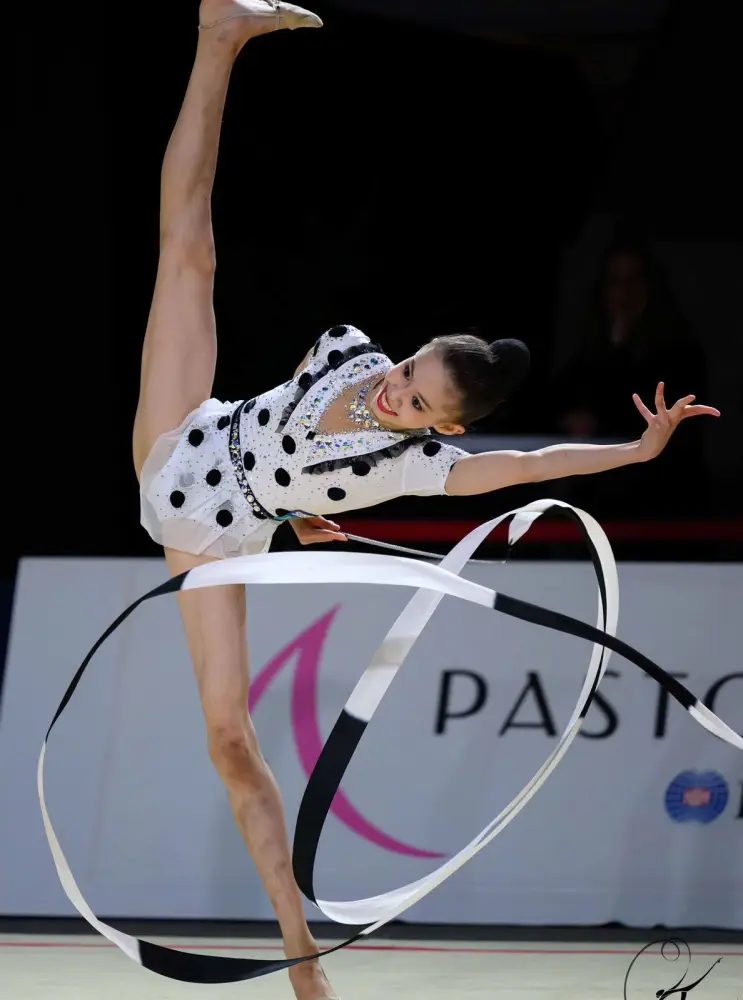 Казахстанские гимнастки завоевали пять медалей на международном турнире, включая две серебряные Астане