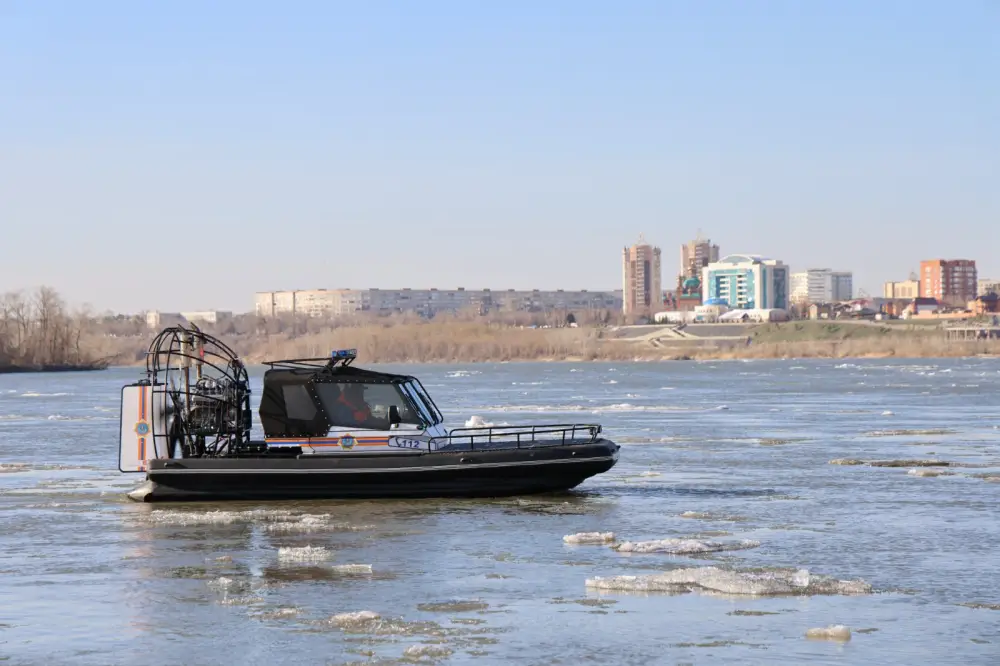 МЧС усиливает меры безопасности на Иртыше в свете международного опыта реагирования на происшествия на водоемах Астане