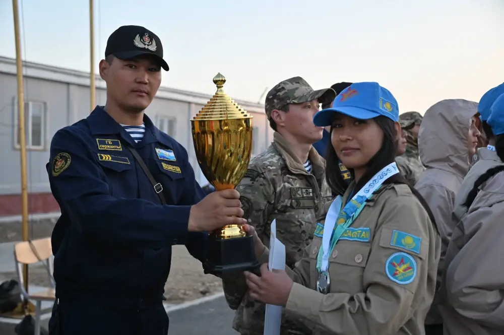 Команда 'Каспий' — флагман Мангистау на военно-патриотическом сборе 'Айбын' Астане