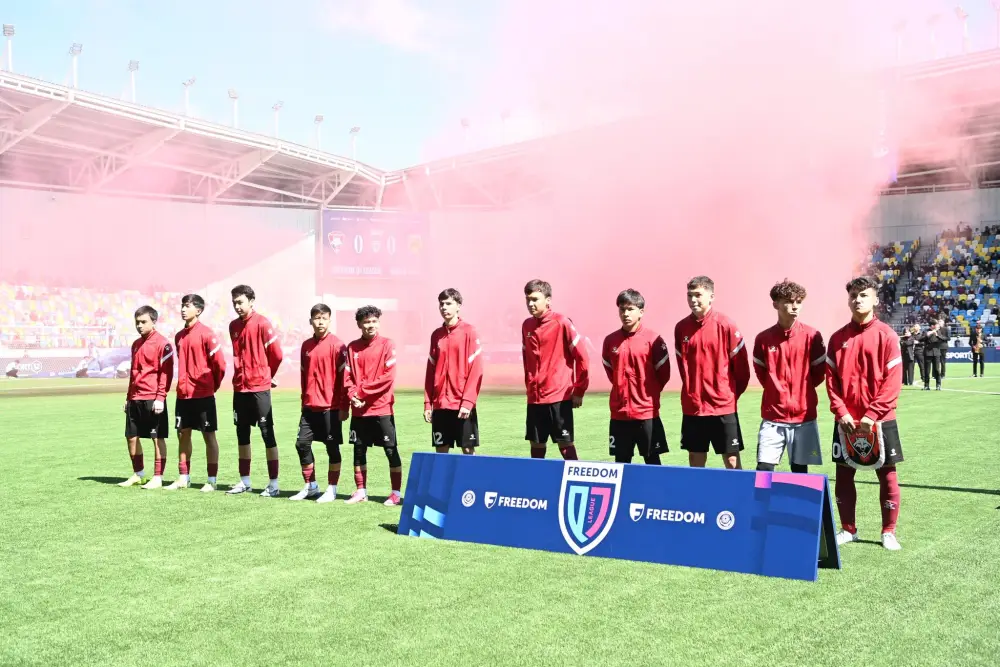 “Қайсар арена” стадионында QJ лига ойындарының мыңыншы матчы өтті (3)