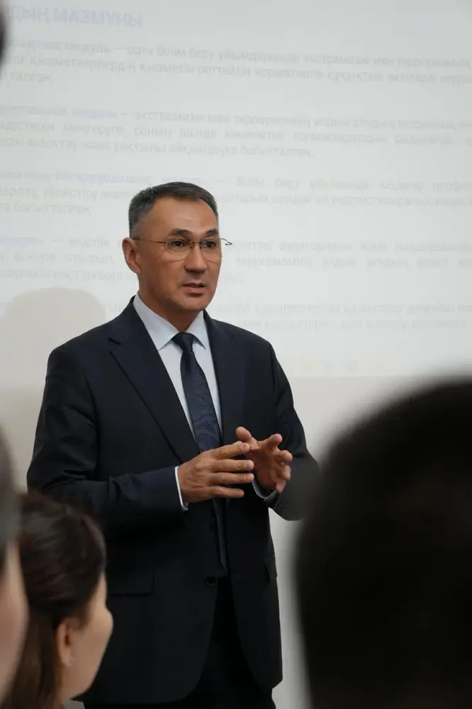 В Астане проходят обучающие курсы по профилактике вовлечения подростков в религиозные течения (6)