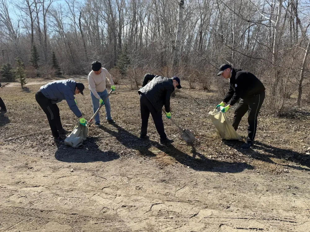 Маслихат области Абай поддержал инициативу «Таза Қазақстан» (4)