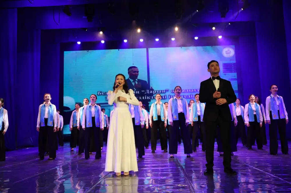 В Петропавловске определены лучшие участники республиканской олимпиады по общественно гуманитарным предметам среди учащихся 10-11 (12) классов (8)