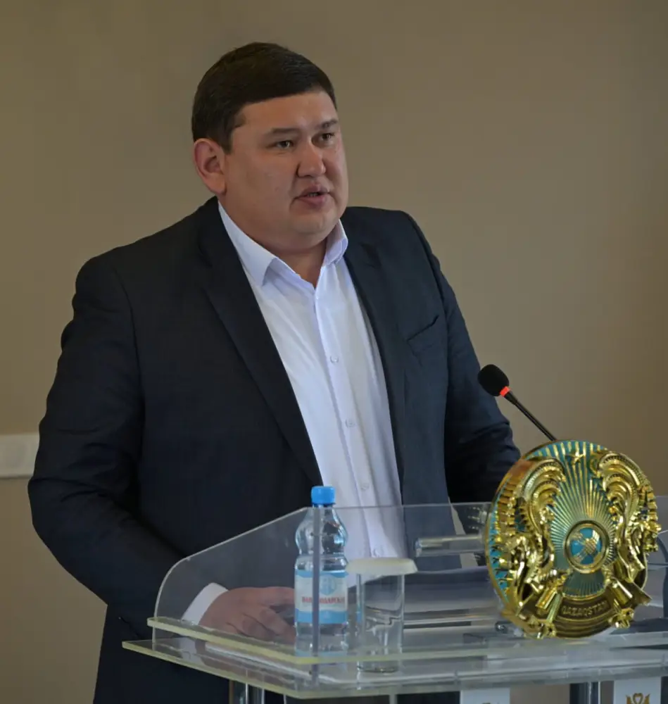 В Баянауле аким области Асаин Байханов провел выездное совещание по подготовке к летнему туристическому сезону (7)