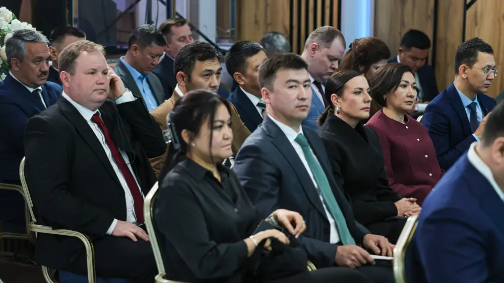 Число занятых в бизнесе в Казахстане выросло до 4,4 млн человек (5)