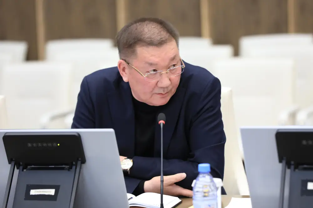 Асхат Шахаров выслушал проблемы граждан (2)