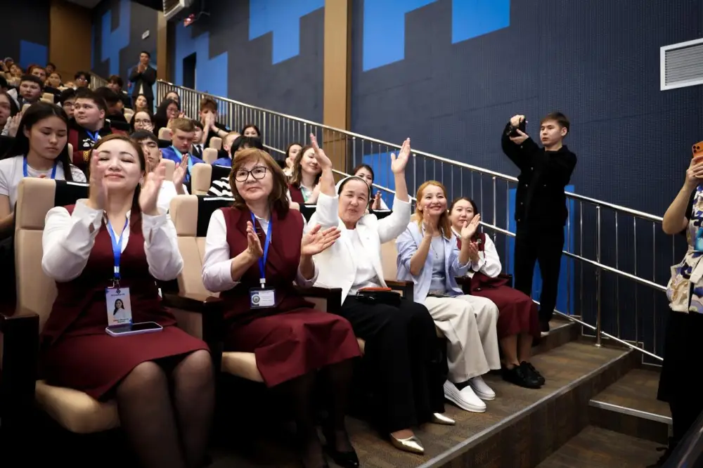 Подведены итоги международного конкурса по космическим исследованиям «Открываем мир науки» (5)