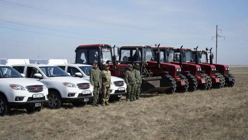 Олжас Бектенов проверил готовность системы раннего обнаружения лесных пожаров и оснащенность «Семей орманы» (9)
