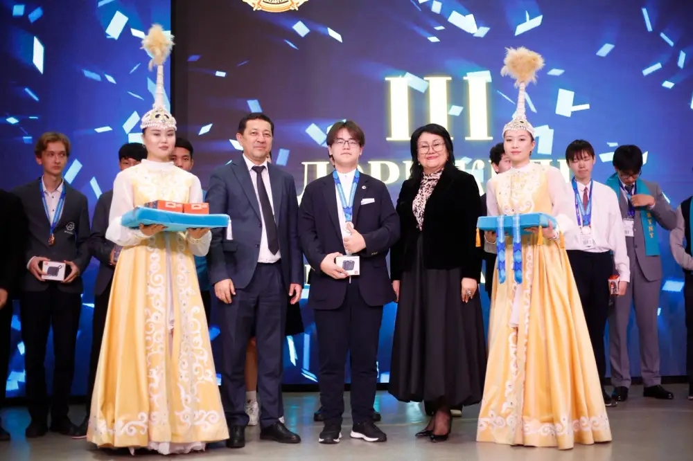 В Таразе завершился заключительный этап республиканской олимпиады по общественно гуманитарным предметам среди учащихся 10-11 (12) классов (8)