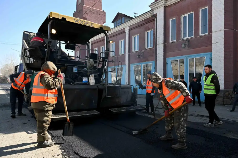 В этом году в Семее будет заасфальтировано 100 улиц (9)