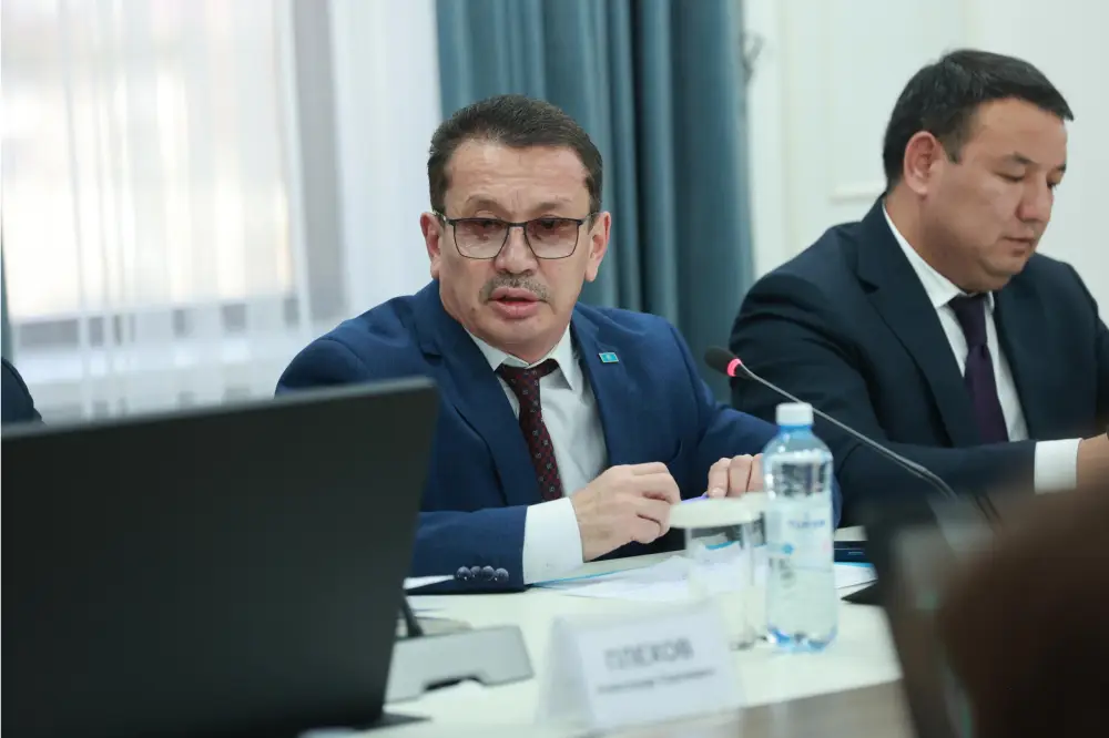 «Таза Қазақстан»: в Таразе проводится цифровая паспортизация зелёных насаждений (3)