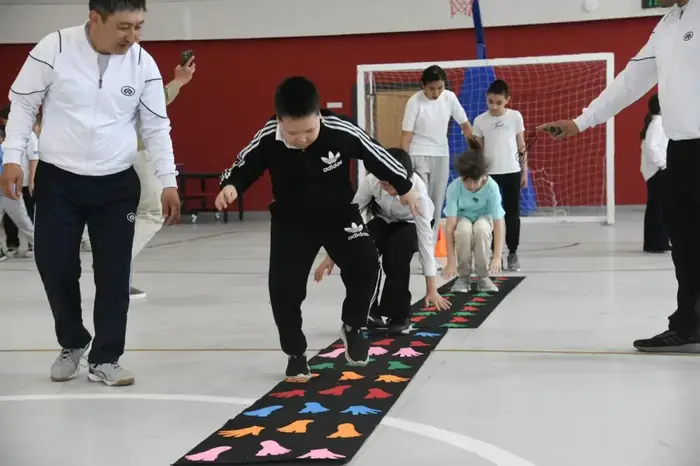 Спортивный праздник для особенных детей прошел в школе №108 Астане