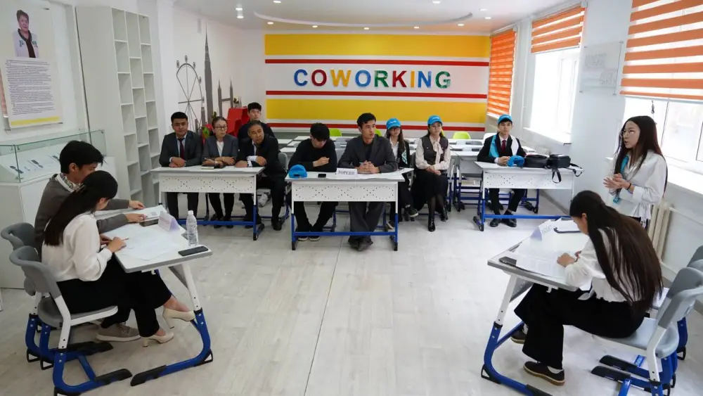 Учащиеся 55 школ Кызылординской области приняли участие в дебатном турнире на тему водосбережения (3)