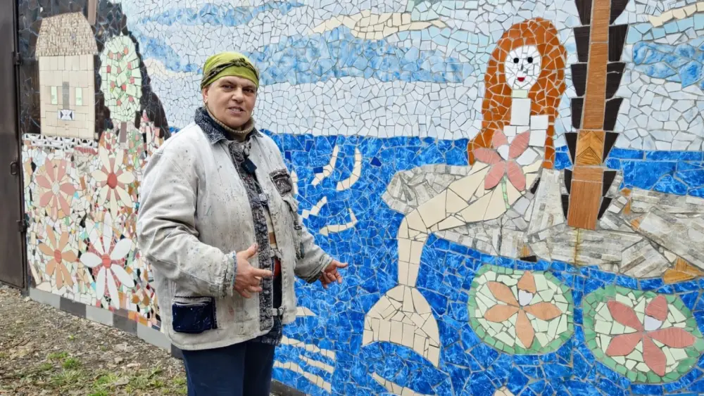 Караганда: стены дома оживают мозаикой Астане