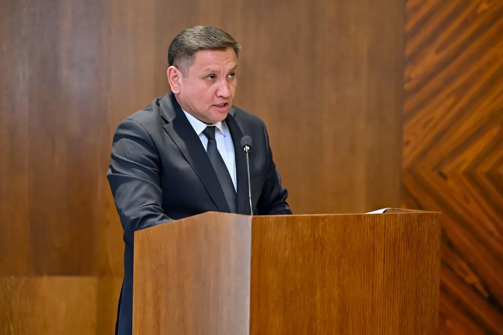 Обсуждены вопросы развития сотрудничества между областью Абай и Тарбагатайским округом Китая (3)