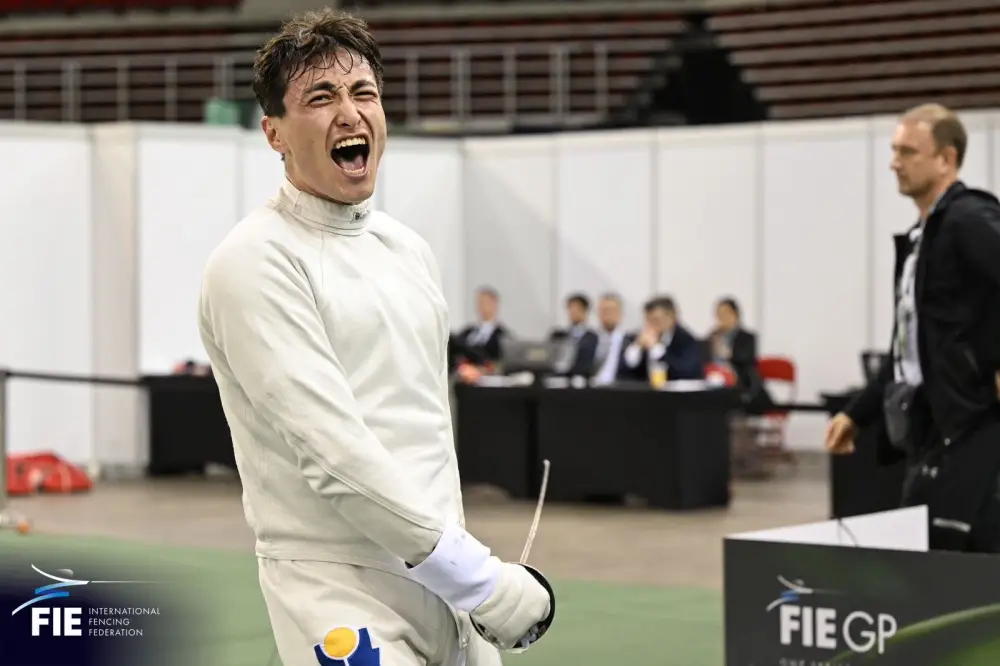 Ерлик Сертай завоевал серебро на Гран-при по фехтованию в Будапеште Астане