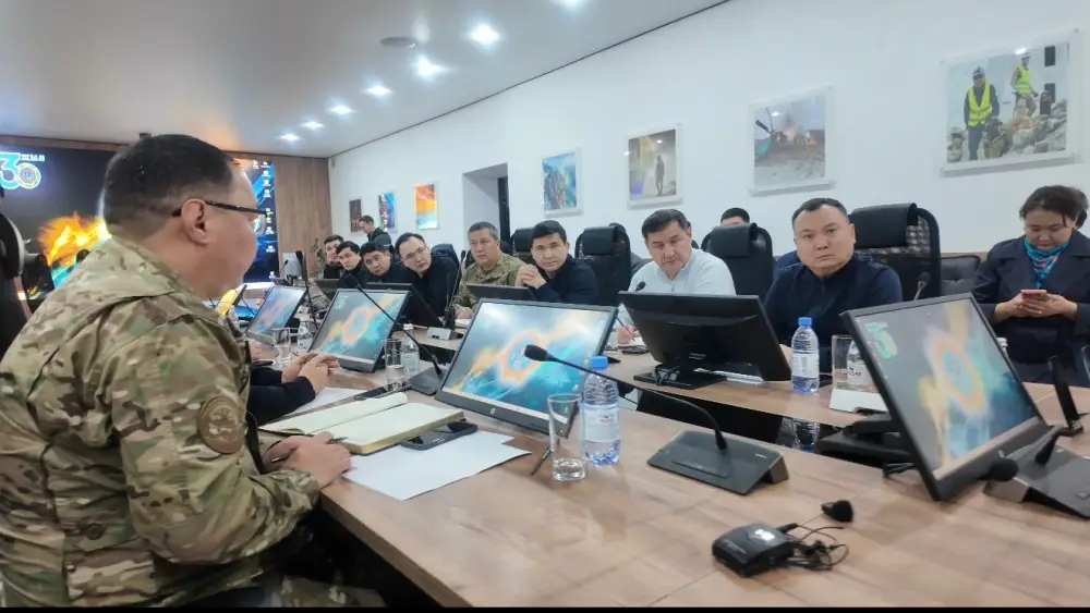 Обсуждение мер безопасности после пожара на крыше акимата Астане