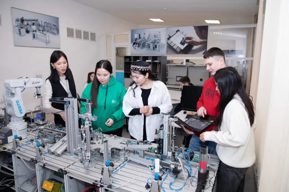 ВКТУ получил наивысшую оценку рейтинга QS Stars (3)