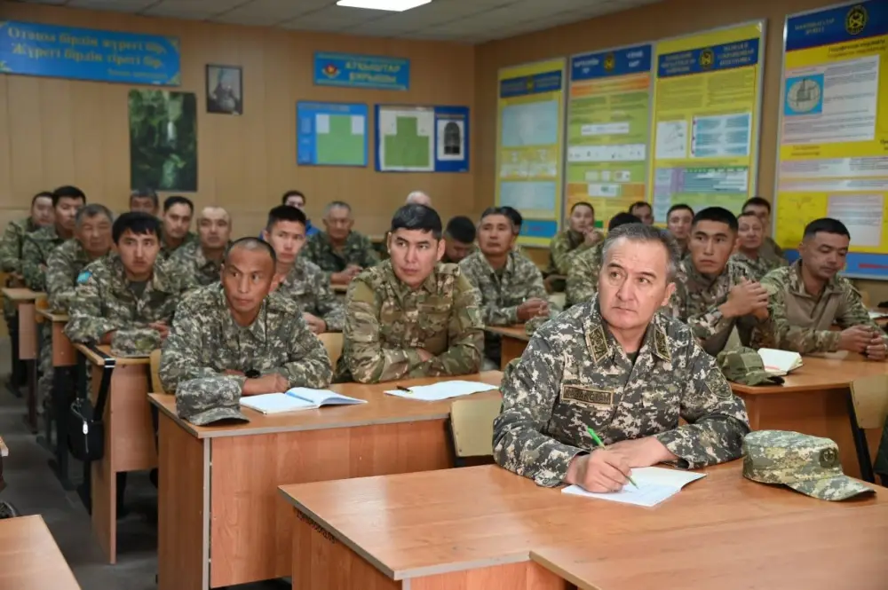 Министерство обороны Казахстана запускает онлайн-курс для будущих преподавателей НВП Астане