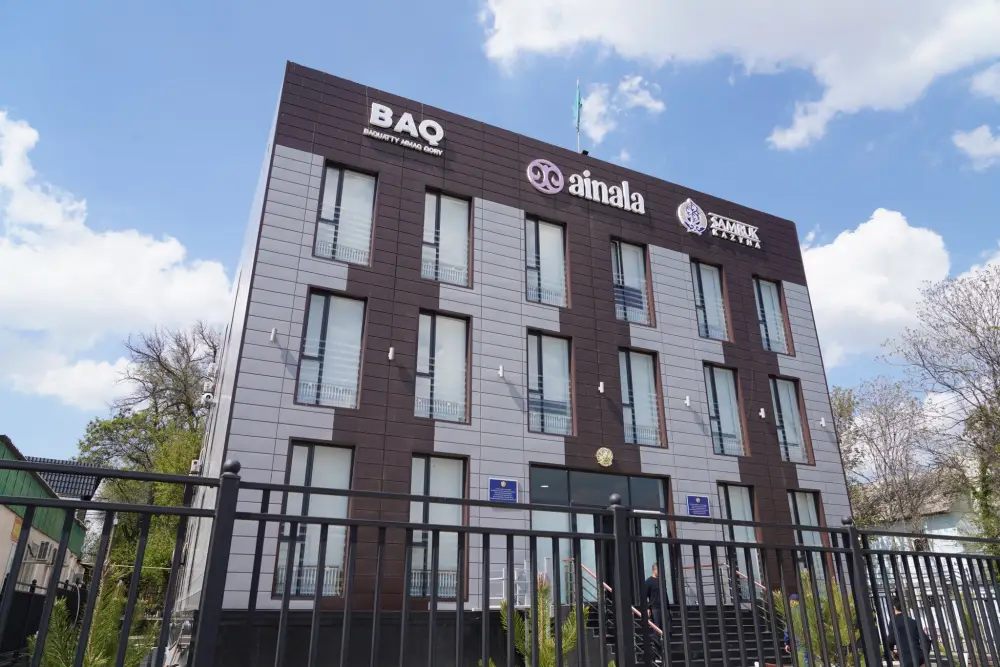 НУРАЛХАН КУШЕРОВ ОЗНАКОМИЛСЯ С РАБОТОЙ РЕАБИЛИТАЦИОННОГО ЦЕНТРА «AINALA» В САРЫАГАШЕ (4)