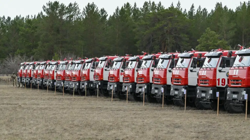 Олжас Бектенов проверил готовность системы раннего обнаружения лесных пожаров и оснащенность «Семей орманы» (9)